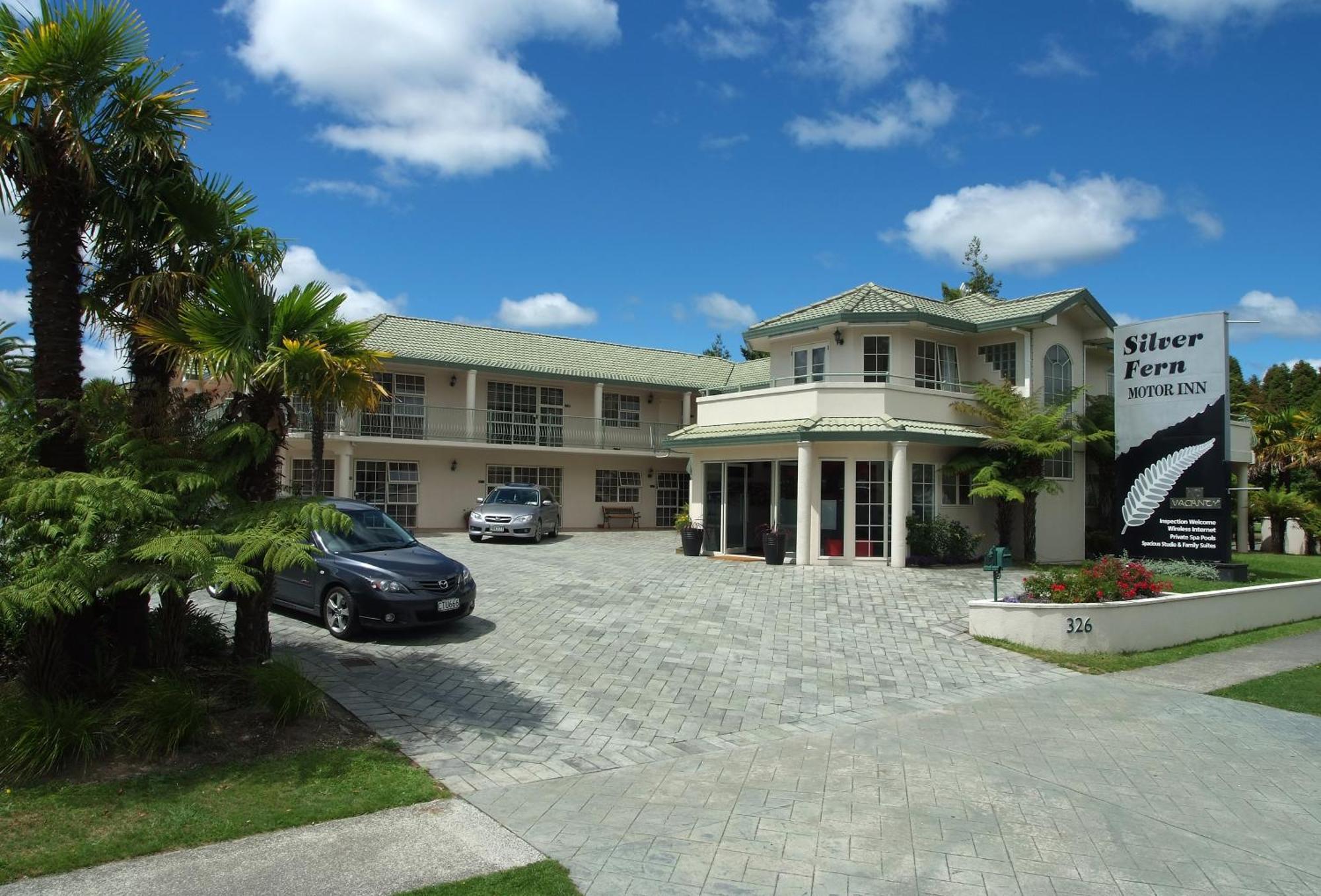 Silver Fern Rotorua Suites&Spa Exterior foto Silver Fern Lodge